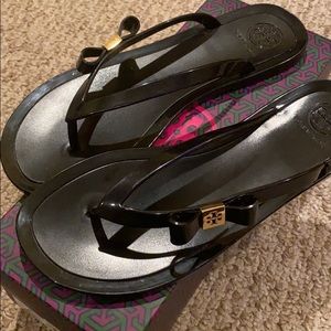 Tory Burch Michaela Bow jelly flip flops